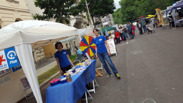 Am 23.06.2018 findet zum 26. Mal das Funkenburgfest statt. Wir sind wieder mit dabei und hoffen auf Sie als Gäste. An unserem Stand können Sie sich informieren und am Glücksrad für 1 € tolle Preise gewinnen. Schauen Sie einfach bei uns vorbei! Wir freuen uns auf Sie!